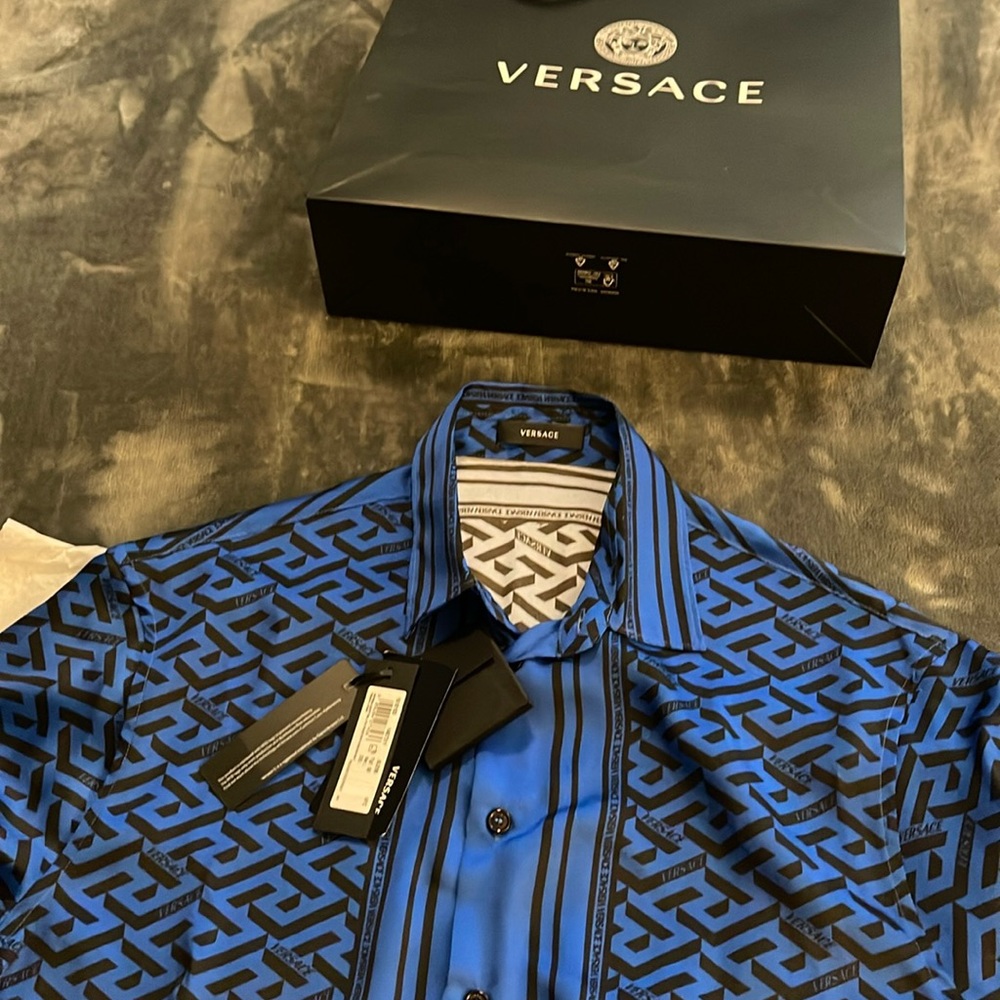 Men silk shirt